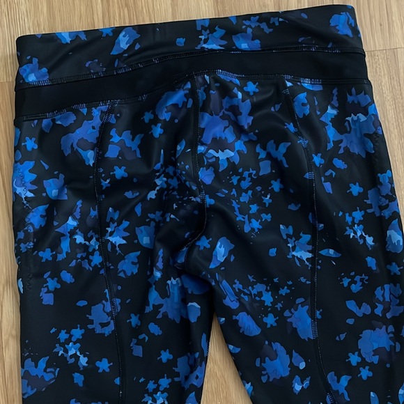 Lululemon Inspire Tight II - Picture 7 of 11